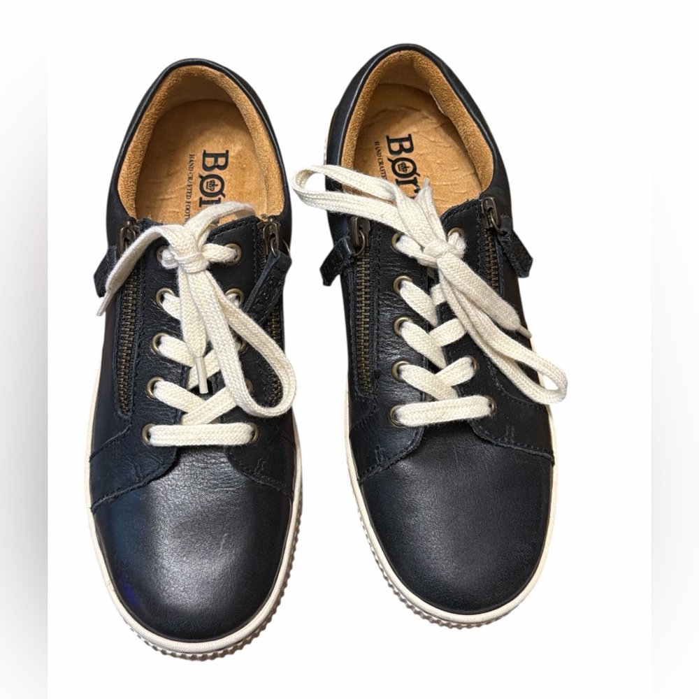 Born Paloma Women’s Black Leather Side-Zip Sneakers Size 7.5 EUC